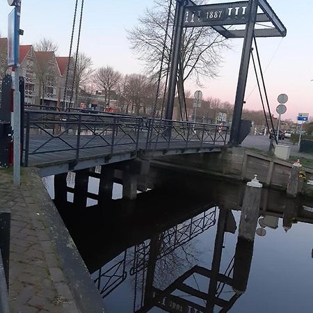 Lekkerwegbijleeuwen, 1 Minuut Naar Hartje Centrum Sneek Exteriör bild